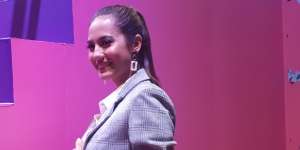 Pevita Pearce Luncurkan Lini Fashion di Tengah Konser