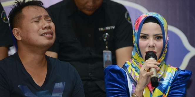 Kondisi Angel Lelga Usai Digerebek Vicky Bersama Pria Lain