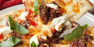 Alhamdulillah, Restoran Pizza Ini Sudah Bersertifikat Halal