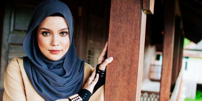 Hindari 4 Hal Ini Jika Ingin Riasan Mata Tampak Sempurna