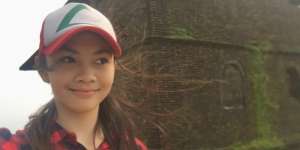 Putri Anjasmara Bikin Netizen Kesengsem