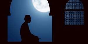 Tata Cara Sholat Tasbih yang Benar, Lengkap dengan Niat, Doa, dan Bacaannya