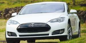 BMW dan Mercy Diminta Pemerintah Tiru Tesla