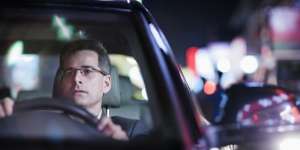 4 Tips Berkendara di Malam Hari