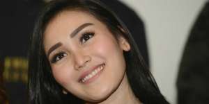 Ini Tas `Sederhana` Ayu Ting Ting yang Seharga Sepeda Motor