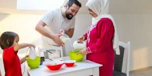 Bagaimana Hukum Membuat Kue Pakai Rum?