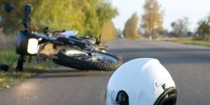 Jangan Dekati Motor Saat Kecelakaan Sendirian
