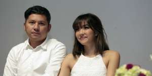 Gading-Gisel Cerai, Ini Jawaban Icha Gwen yang Dituding Jadi Orang Ketiga