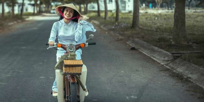 Benarkah Wanita Abai dalam Berkendara?