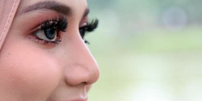 Menebalkan dan Melentikkan Bulu Mata dengan Eyelash Lift