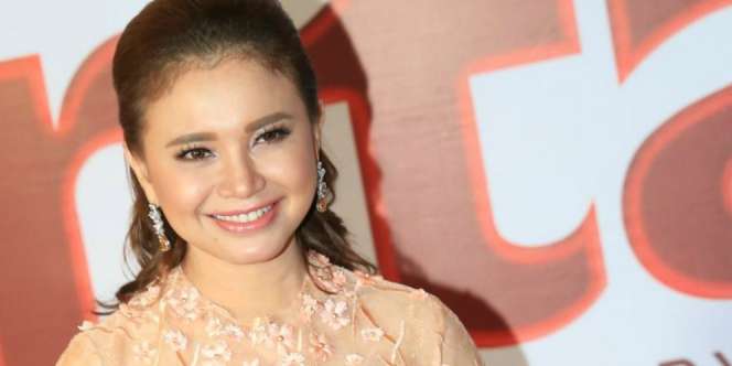 Pengakuan Rossa Soal Kabar Lamaran