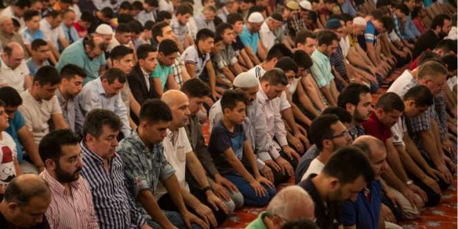 Doa Rasulullah Usai Iqamah