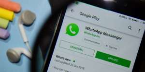 WhatsApp Akan Perkenalkan Fitur Berbayar