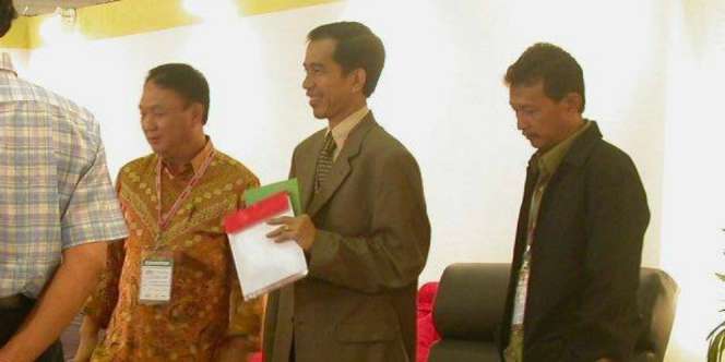 Jas Cokelat `Kebesaran` Jokowi Kala Jadi Pengusaha UMKM