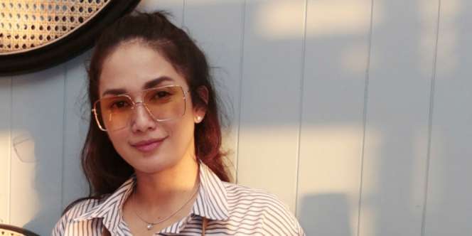 Anak-anaknya Dihina, Ussy Sulistyawati Unggah Foto Ini