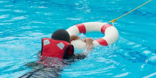 Niat Buktikan Cinta, Remaja Ini Malah Tewas Tenggelam di Waduk