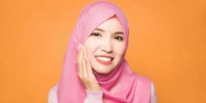 3 Penanganan Tepat untuk Jerawat di Bawah Kulit