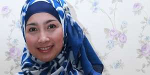 Desy Ratnasari Ngaku Punya Pacar Baru, Lupakan Irwan Mussry
