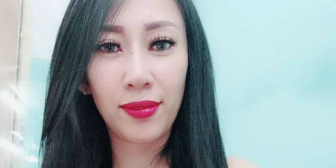 Penampilan Dewi Sanca Saat Ulang Tahun Banjir Kritikan