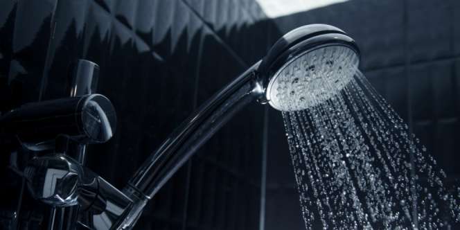 Mandi Junub Belum Selesai Sudah Kencing, Wajib Mengulang?