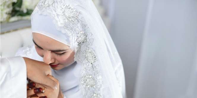 Tips Memilih Gaun Pengantin ala Bramanta Wijaya