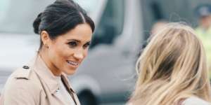 Pakai Kuteks Hitam, Meghan Markle Langgar Aturan Kerajaan?
