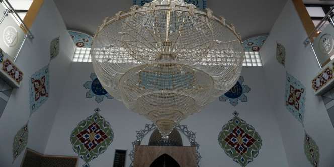 FOTO: Masjid di `House of Religion` Swiss, Satu Atap Empat Keyakinan