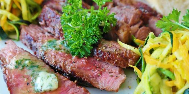 Kunci Mengolah Steak Jadi Empuk dan Juicy