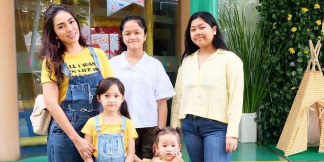 Anak-anaknya Jadi Korban Bully, Ussy Beri Pesan Menohok