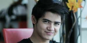 Nonton Film Bareng Aliando Syarief di Atas Kapal Pesiar