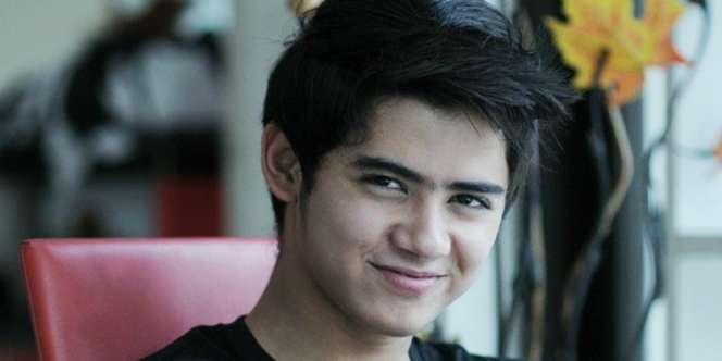 Nonton Film Bareng Aliando Syarief di Atas Kapal Pesiar