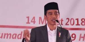 Jokowi di Depan Kiai Madura: Jika Saya Anti-Ulama, Tak Mungkin Ada Hari Santri