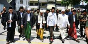 Saat Jokowi Sambangi Pesantren Berusia 133 Tahun