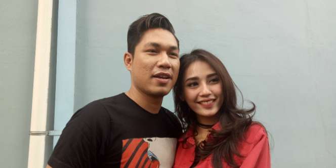 Ingat Masa `Ngegembel`, Rizal Armada Menangis di Gala Premier Asal Kau Bahagia