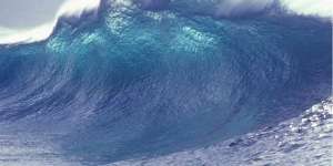 Berada di Lokasi Tsunami? Segera Lakukan Ini