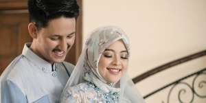 Tasya Kamila Tampil Cantik Berhijab di Tasyakuran Kehamilan