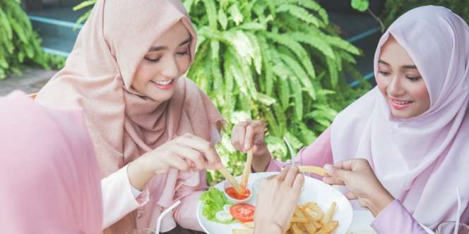 Resto Ini Bikin Geleng Kepala, Pinjam Wadah Es Teh Harus Bayar