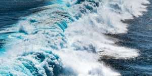 Kepanikan Warga Manado Mengira Gelombang Tinggi Sebagai Tsunami