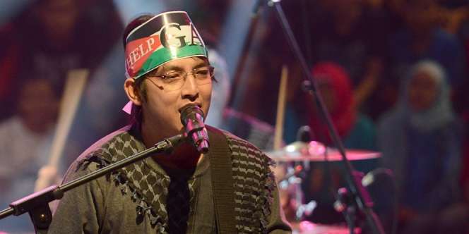 Gendong Satu-satunya Anak Aa Jimmy yang Selamat, Apoy Wali Band Bikin Nangis