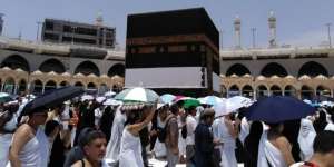 Jemaah Umroh Terlantar di Jeddah, Kemenag Panggil Biro Travel