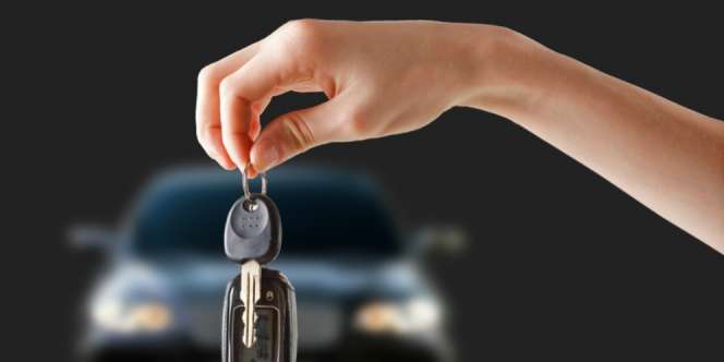 Bikin Nangis, Tangisan Ayah Terima Hadiah Mobil dari Putranya