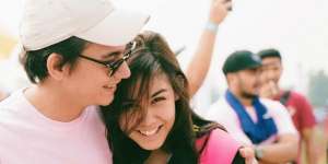 Gaya Kompak Vanesha Prescilla dan Adipati Dolken, Kece Abis!
