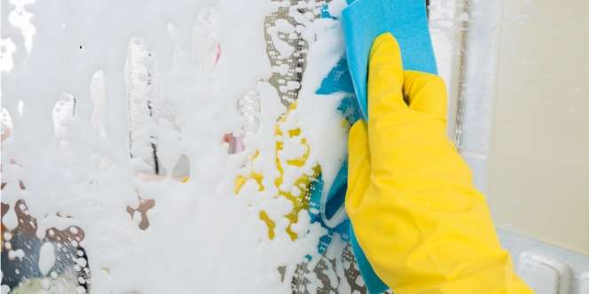 Jangan Campur Formula Pembersih! Bisa Berubah Jadi Racun Mematikan