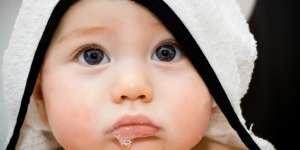 Tak Perlu Panik Jika Bayi Sering Gumoh