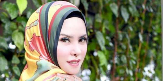 Wanita ini Ungkap Kehidupan Pernikahan Angel Lelga-Vicky Prasetyo