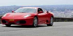 Begini Akibatnya Jika Beli Ferrari di Diler Abal-abal
