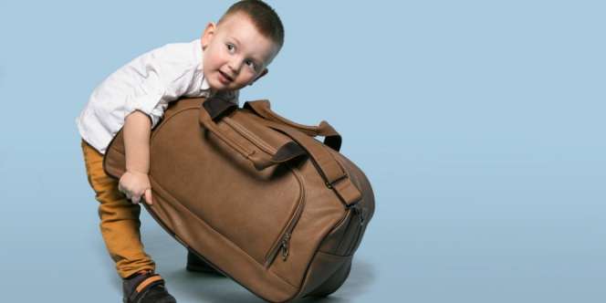 Tren Fashion Nyeleneh Awal 2019: Tas Ransel Seukuran Manusia