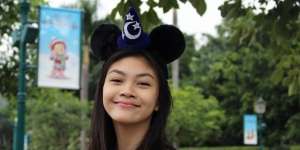 Intip Gaya Stylish Putri Pasangan Anjasmara-Dian Nitami