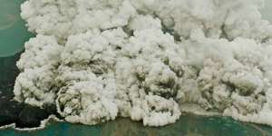 Awan Mirip Letusan Gunung Anak Krakatau Muncul di Langit Banten
