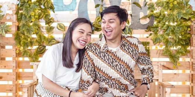 Lelah Disebut 'Beauty and The Beast', Mumuk Gomez: Dia Gak Senganteng Itu!